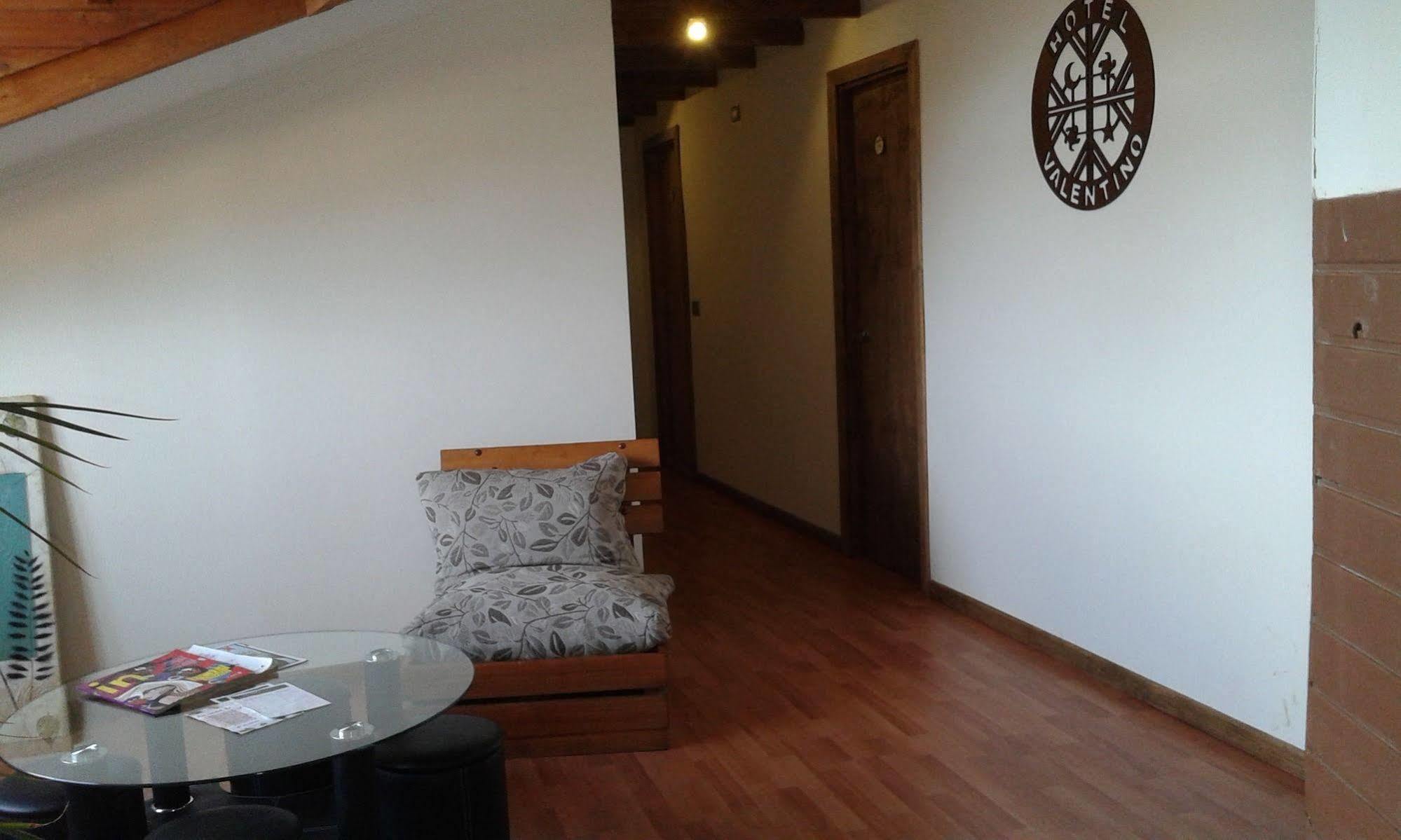 Hostal Valentino Villarrica Exterior photo