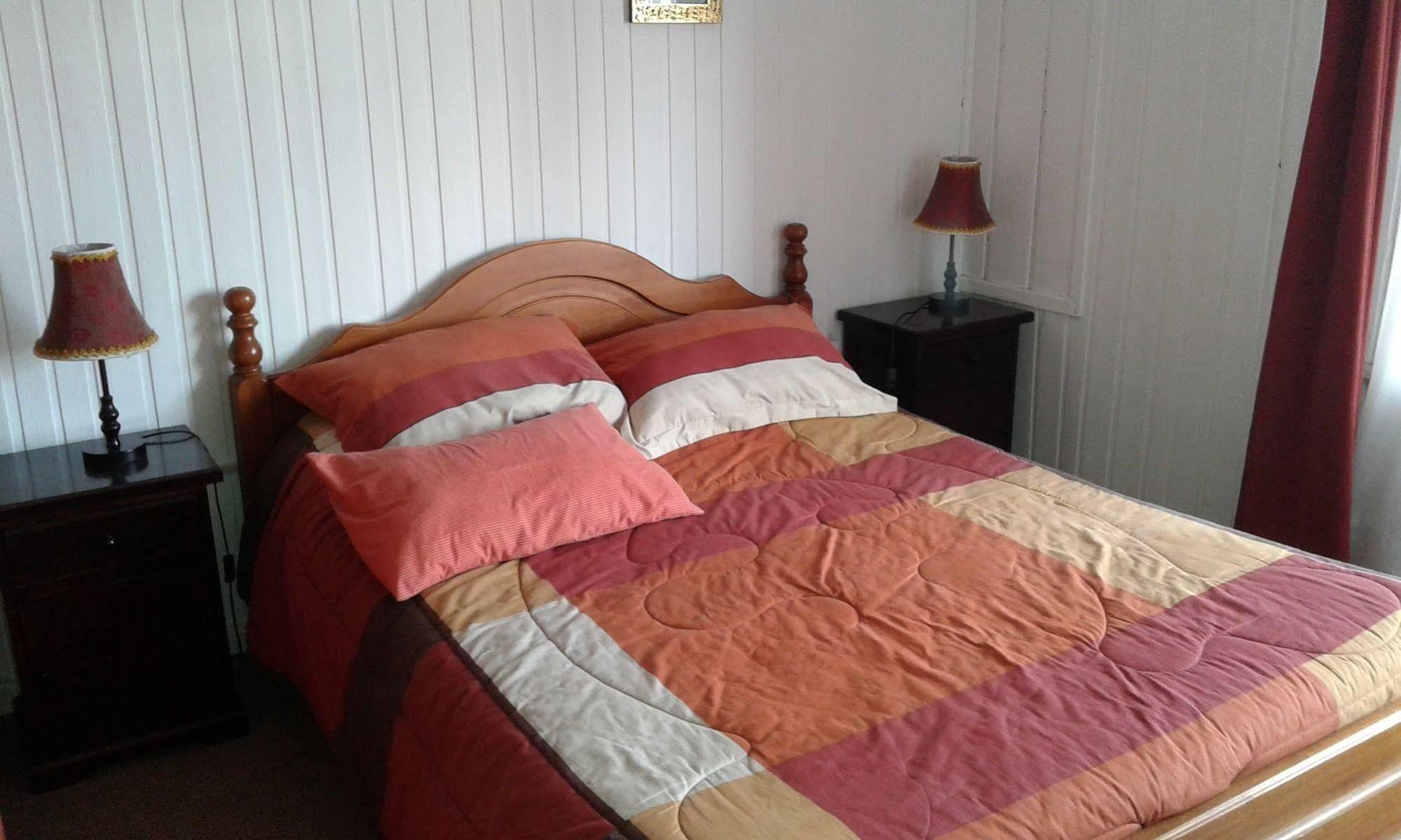 Hostal Valentino Villarrica Exterior photo