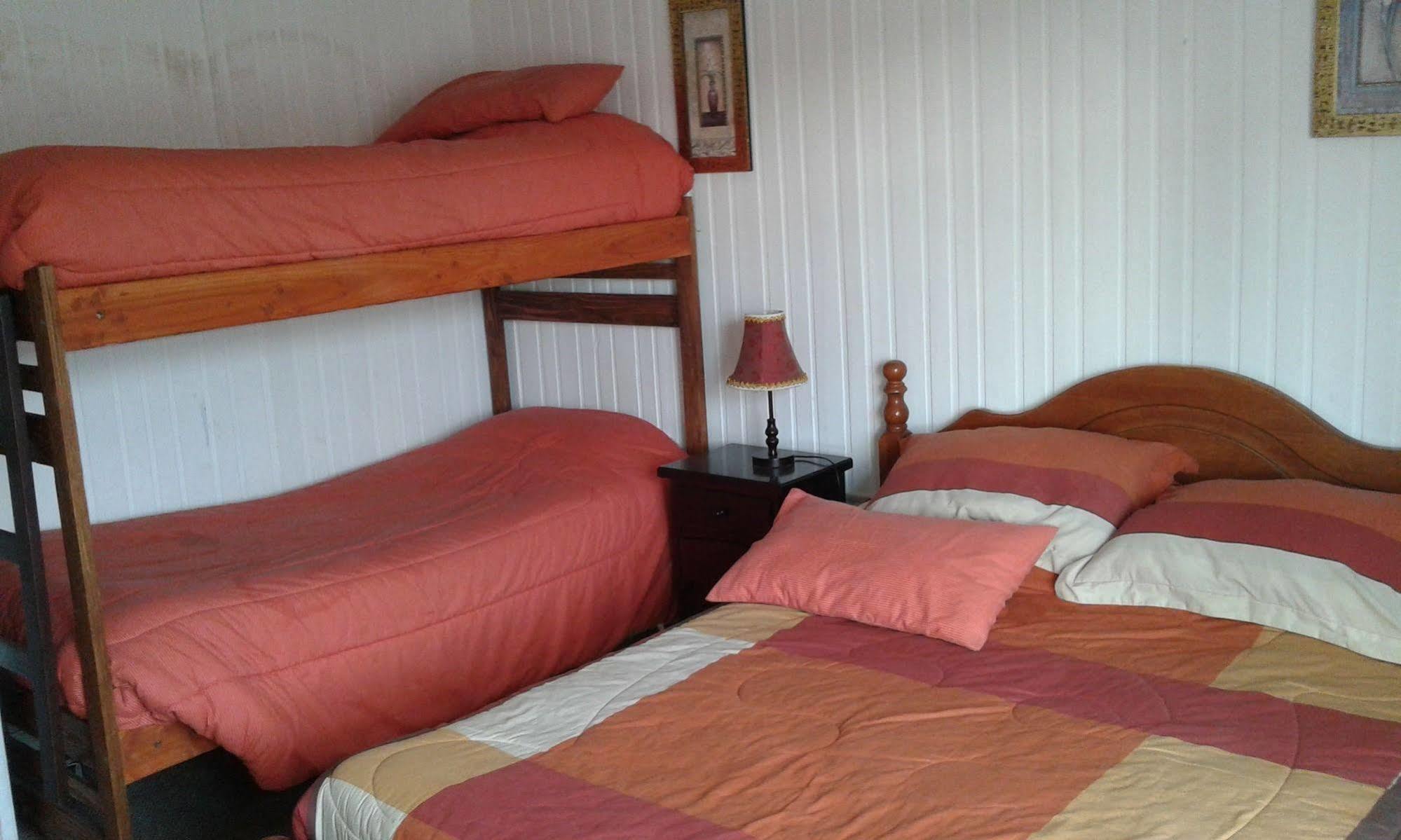 Hostal Valentino Villarrica Exterior photo